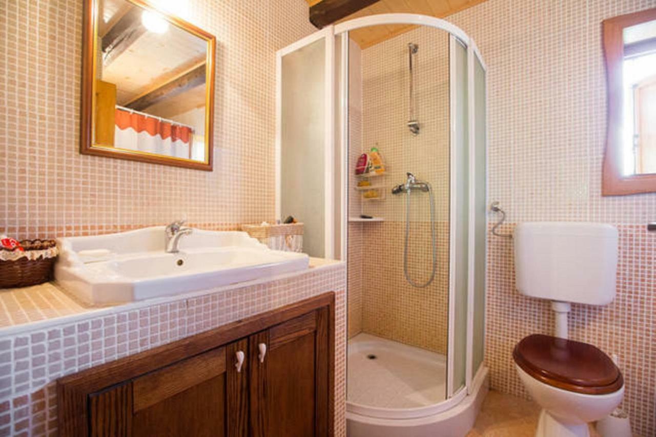 Peacefull Family Cottage Gornji Desinec ภายนอก รูปภาพ